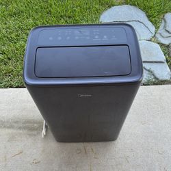 Midea 10,000 BTU Portable Air Conditioner Black