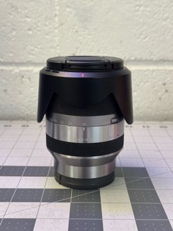 Sony E 18-200mm f/3.5-6.3 OSS Lens