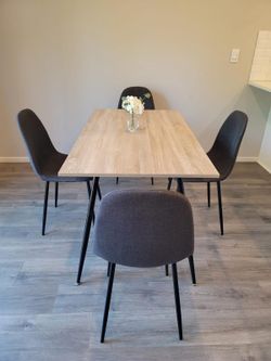 Brown Wooden Table and 4 Gray Upholstered Chairs_Like New