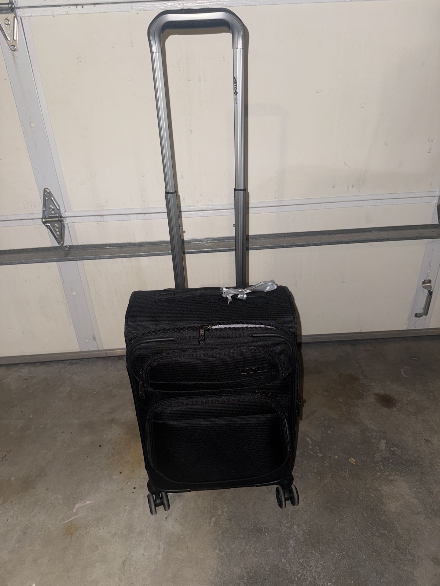 Carry on Luggage - Samsonite