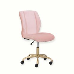Mainstays Velvet Plush Chair - Blush