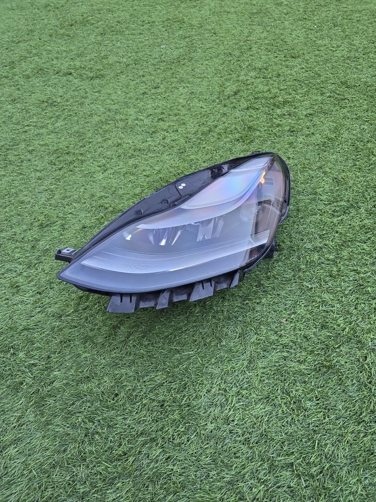 Headlight For Model 3 / Y