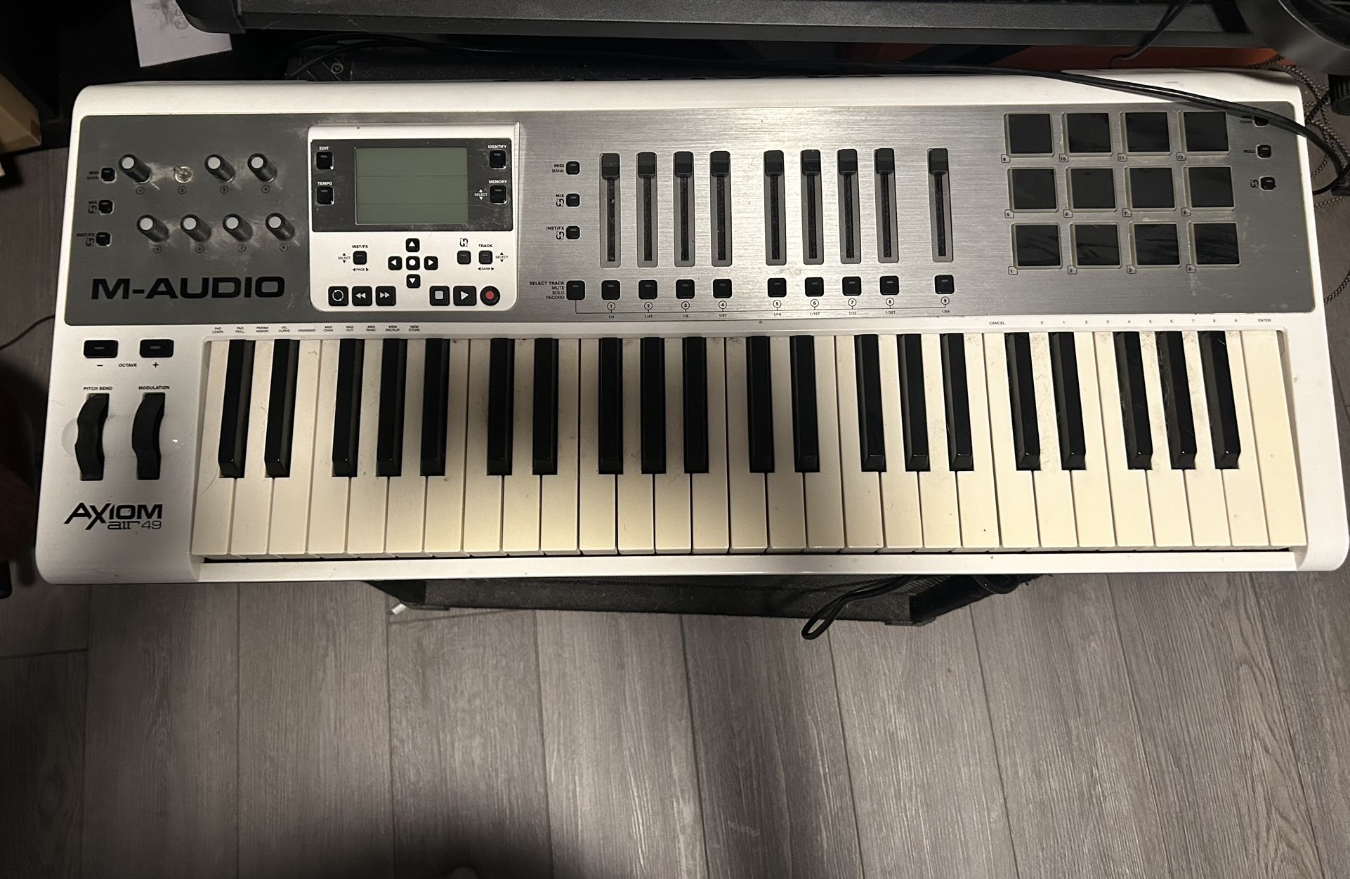 M Audio Axiom 49 MIDI Keyboard 