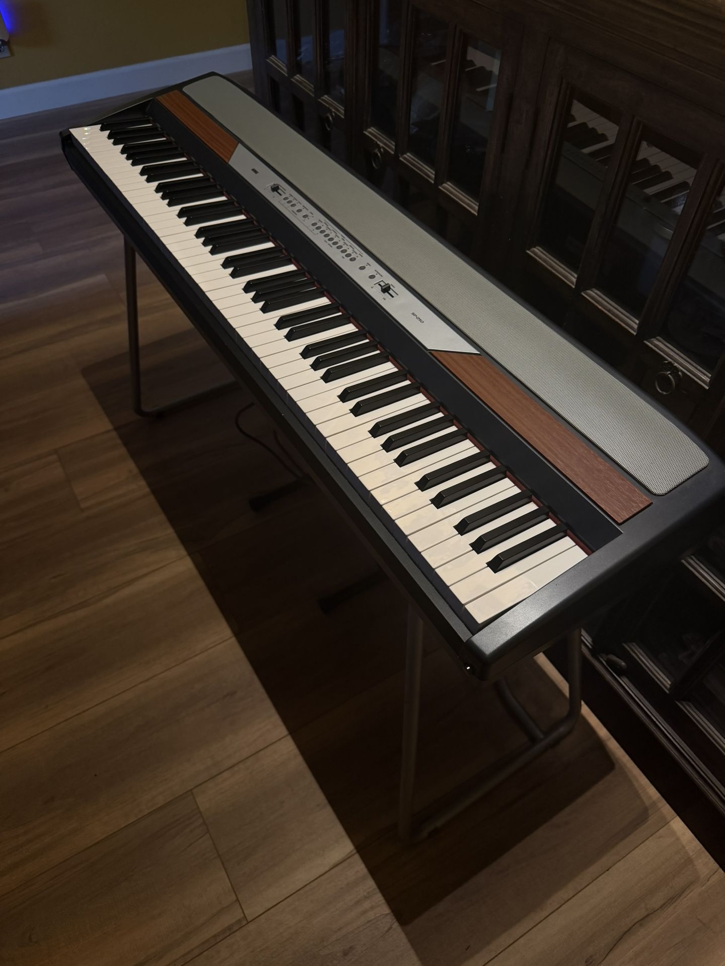 Korg Sp 250 Keyboard