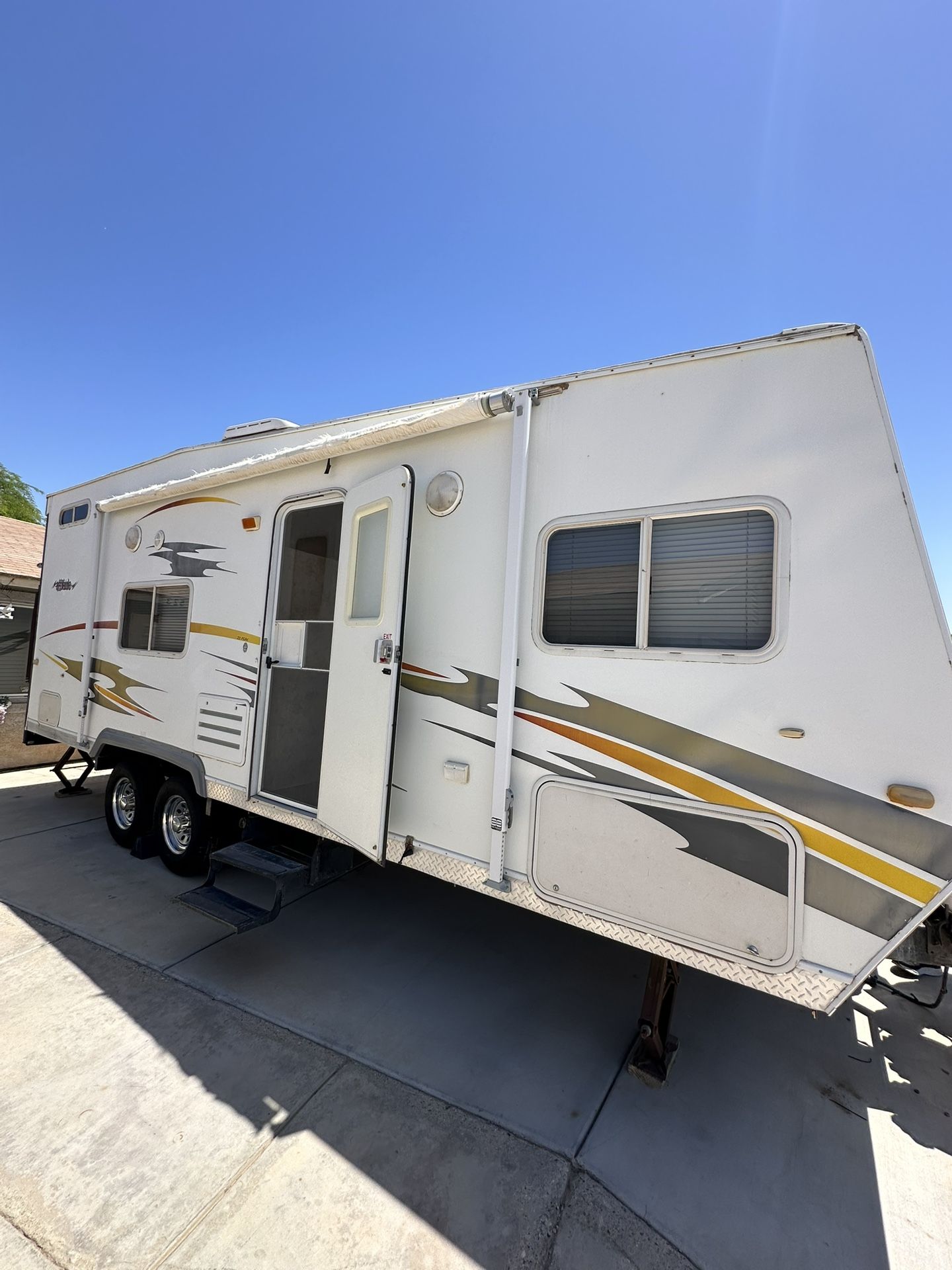 2006 Eclipse Attitude Toy Hauler 23FSAK