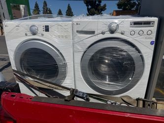 LG white set front load