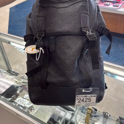 Louis Vuitton Men Backpack