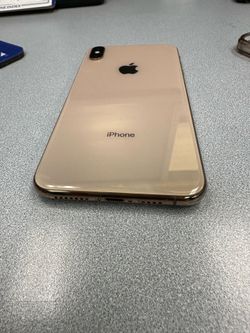 iPhone XS Max factory unlocked for any carrier