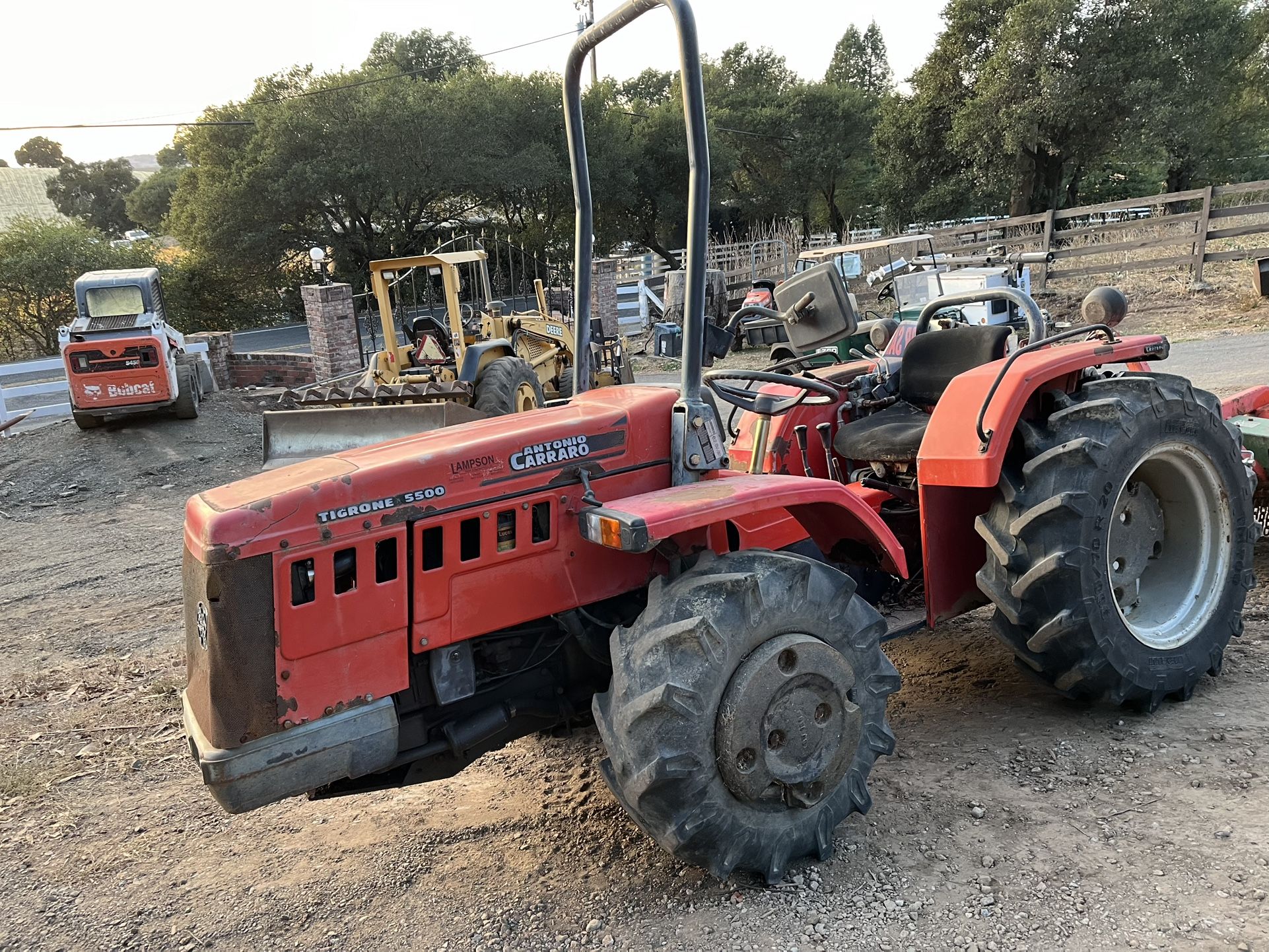 Antonio Carraro 55HP Tractor Narrow 4x4