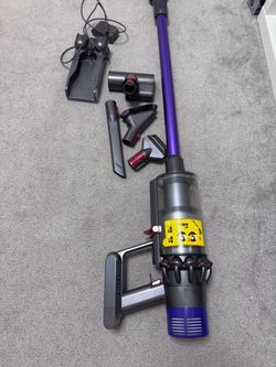 Dyson V10