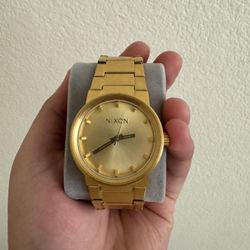 Nixon Shoot To Thrill - The Cannon Gold Watch