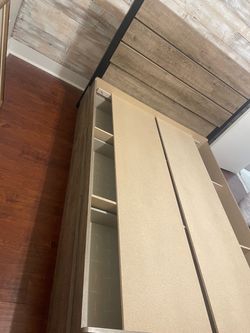 Full Size Bed/Dresser