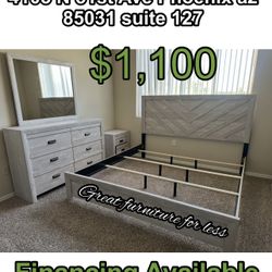 Queen Size Bedroom Set Include Bed Frame Dresser Mirror And Nigstand Brand New