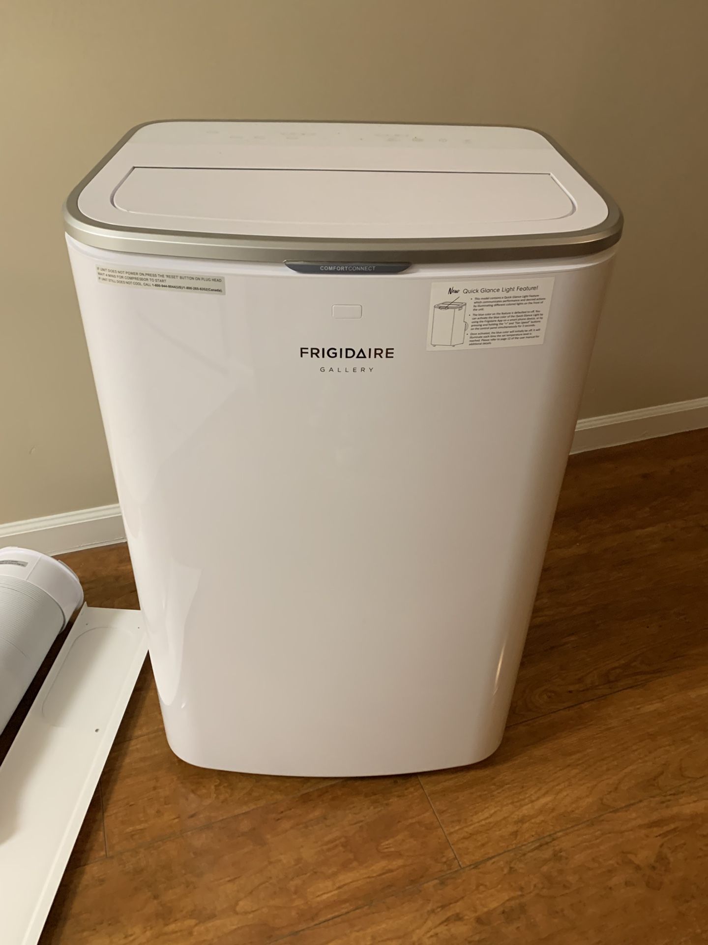 Frigidaire GHPC132AB1 Smart Portable Air Conditioner with Wifi. Used Twice!!