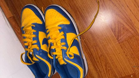 Nikes 8.5