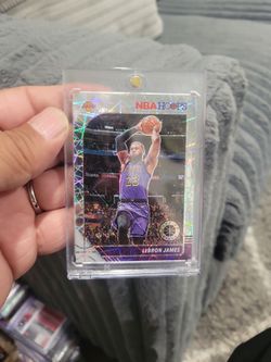 Lebron James nba hoops premium stock silver Prizm Lazer basketball card