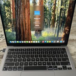 2022 MacBook Air, Like New 