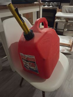 Gasoline container 5 gallons