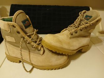 Wolverine Wilderness Women's Hiking Boots Size 8.