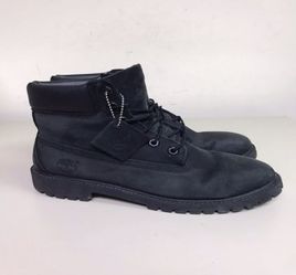 Timberland boots 6.5 Youth like new
