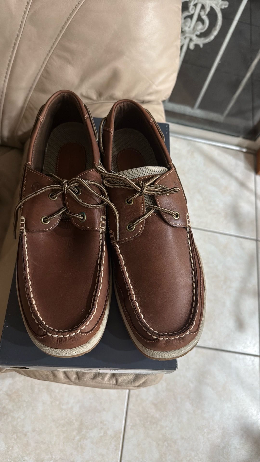 Brown rockport shoes