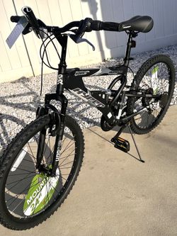 24" Hyper Mountain Bike