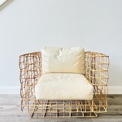 Yin & Yang  Lounge  Chair 