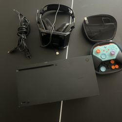 Xbox Series X  1 TB 
