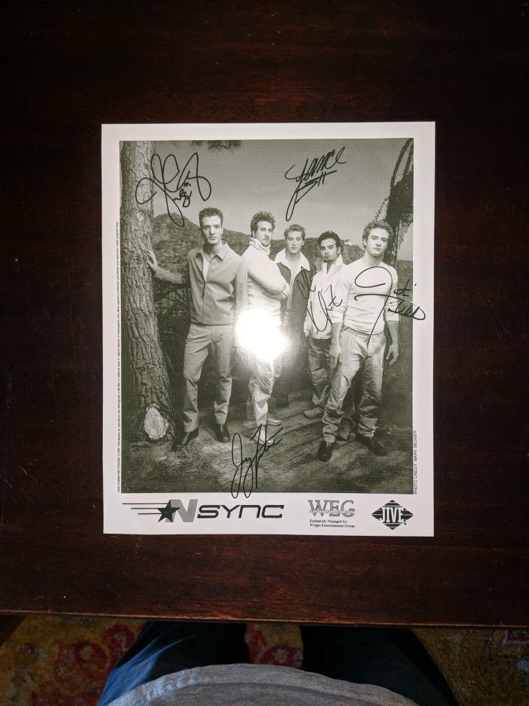 Autograph picture of NSYNC
