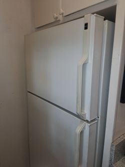 Refrigerator $70. Great condition, very clean