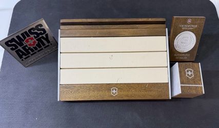 Victorinox Swiss Army Watch Display Lot Dealer Signs Wood Tray Authorized
