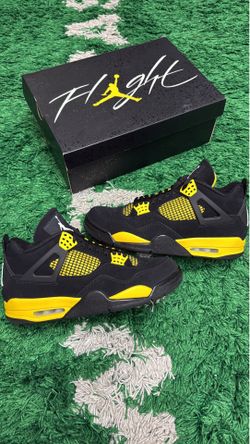 Jordan 4 Thunder