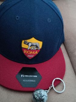 AS Roma Soccer Bundle Hat & Keychain