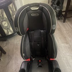 GRACO 6 Position Car seat great condition barely used want 150.00