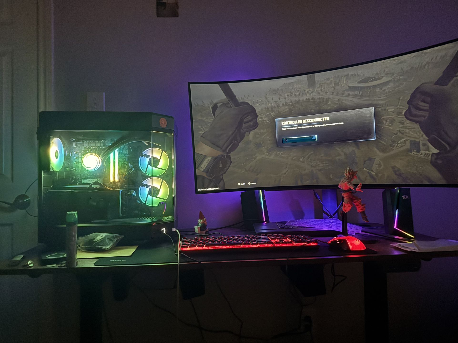 Gaming pc and Curved Monitor
