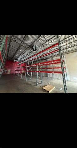 🏭 Warehouse Racks & Shelving – Pallet Rack Systems