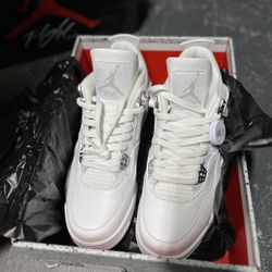 Jordan’s 4 Original Pure Money 