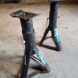 Car Stands 