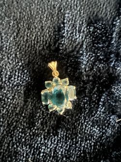 Gold Pendent