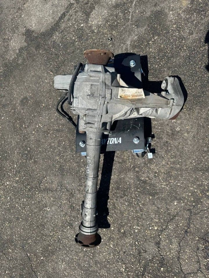09-15 Audi Q7 Front Differential Axle Carrier Assembly OEM