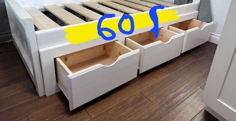 IKEA Twin White Bed With Memory Foam Matress And 3 Storage Drswers