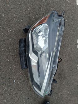 Nissan Sentra headlights 2016-2019