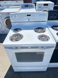 GE 4 Burner Electric Stove