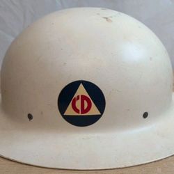 Vintage WWII Civil Defense US Military Air Raid Warden Helmet W/ Emblem & Straps