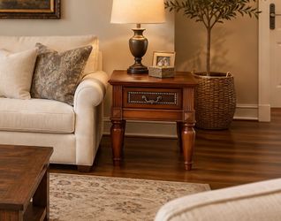 End Tables (set of 2)