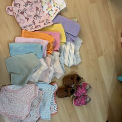 Baby girl clothes 9-12months