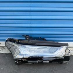 Chevrolet Traverse 2022 2023 Right Side LED Headlight OEM
