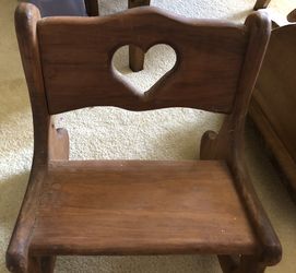 Doll rocking chair