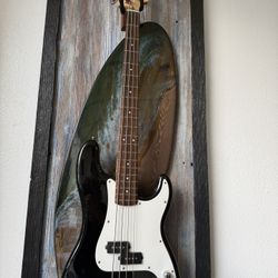 Squire Affinity P Bass