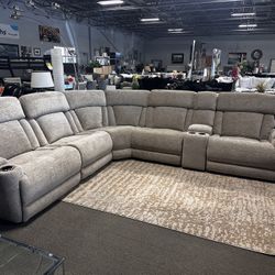 Beautiful Reclining Sectional! $2999 🧡✅✨